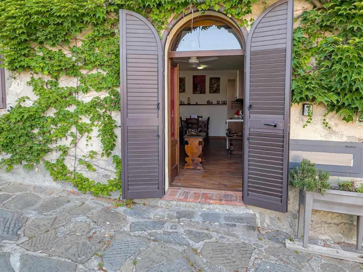 La Casina Di Rosi Vivere Nellantico Borgo Castiglione della Pescaia Exterior foto